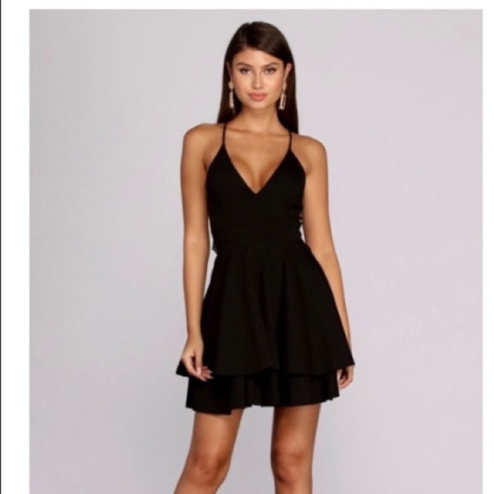 Windsor late night fantasy dress black.